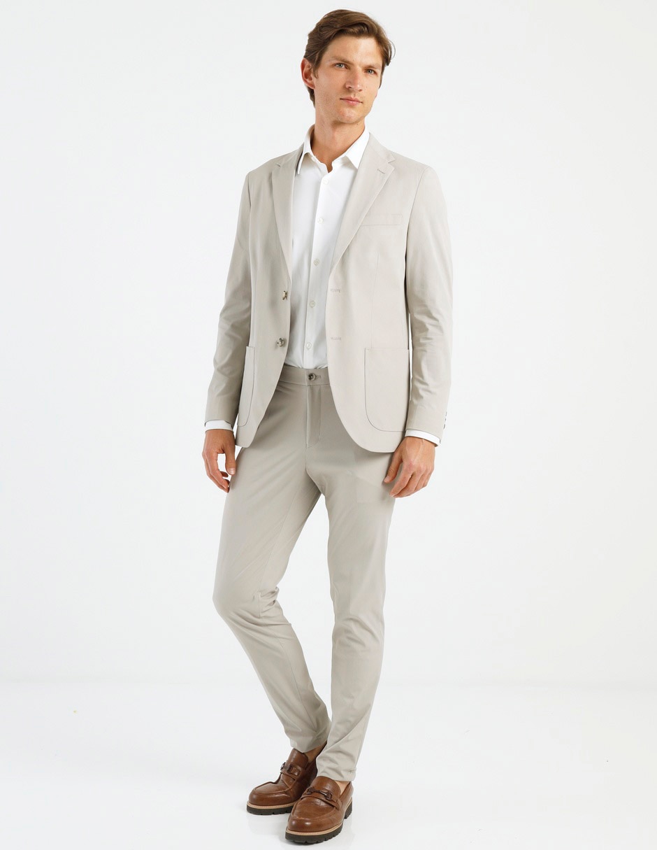 Traje para hombre