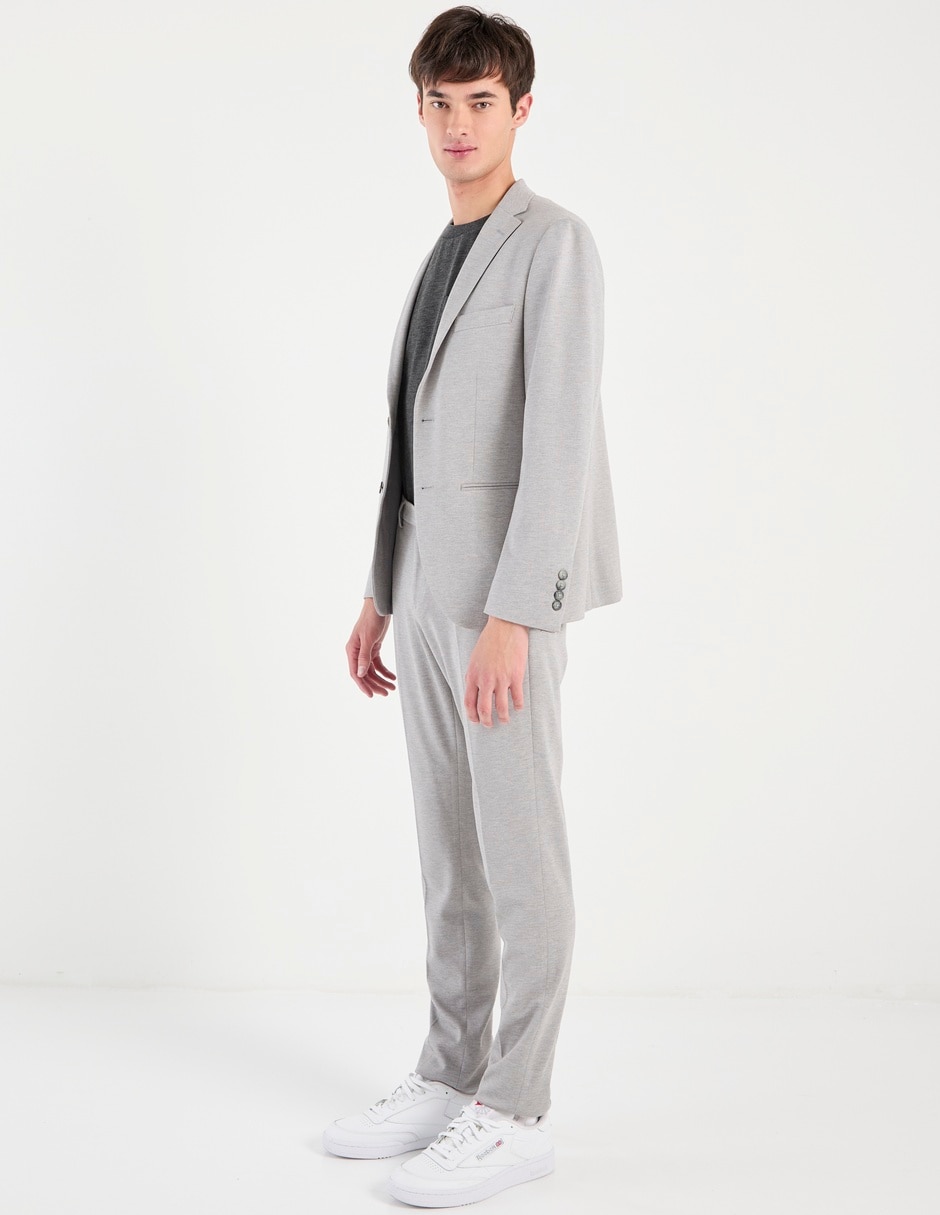Traje para hombre Mossimo 5