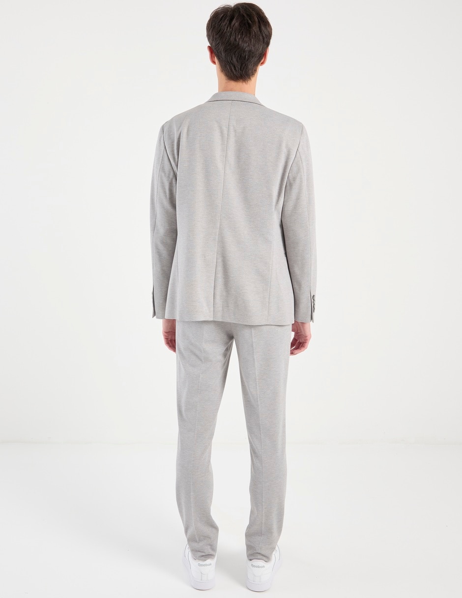 Traje para hombre Mossimo 4